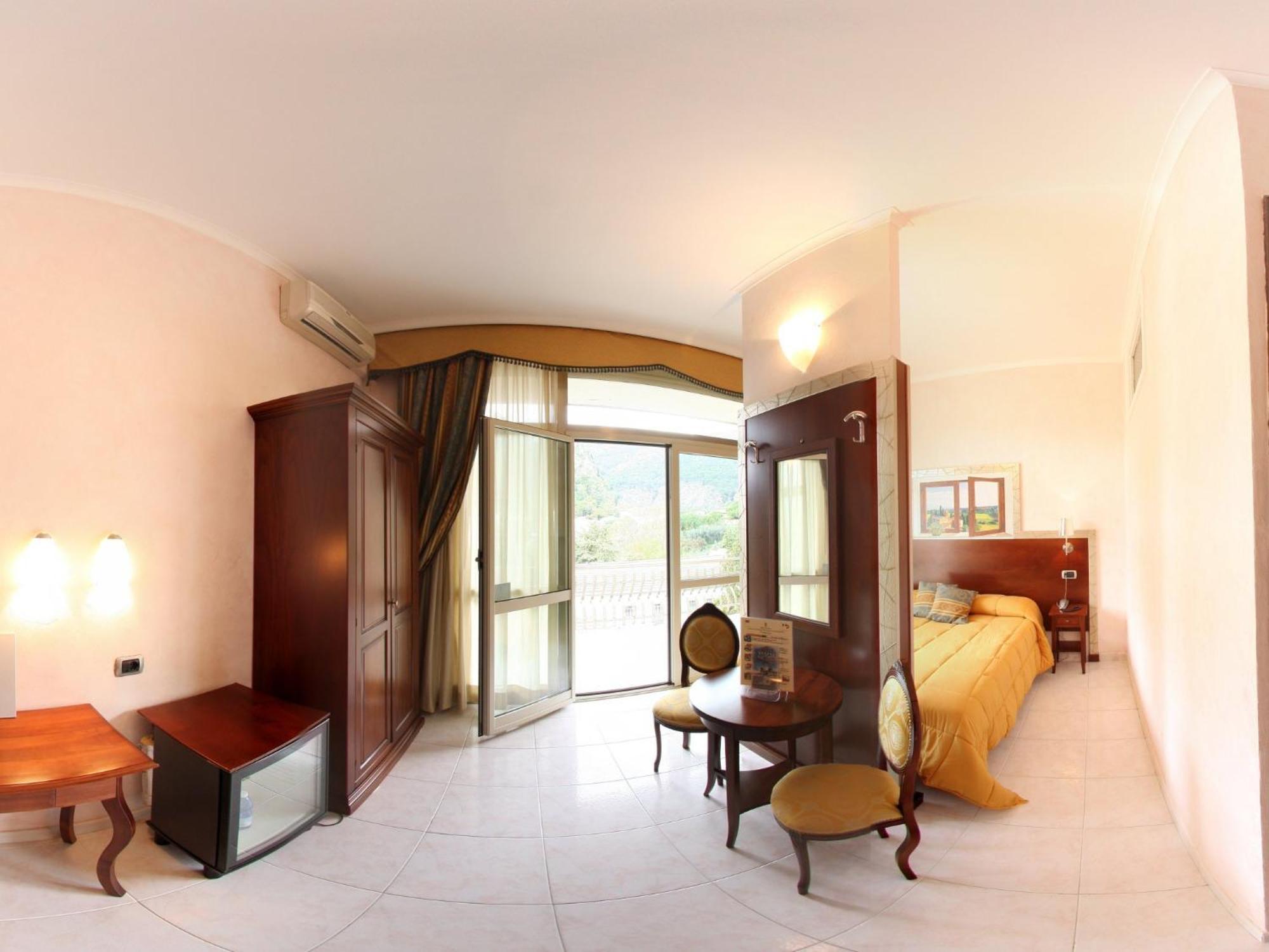 Hotel La Pace - Experience Cassino Exterior photo